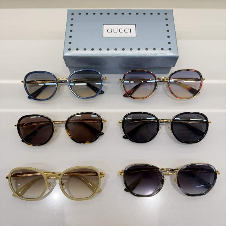 Picture of Gucci Sunglasses _SKUfw79615839fw